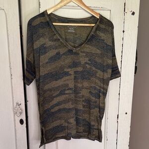Lucky Brand Women's Olive Green Camo V-Neck Top